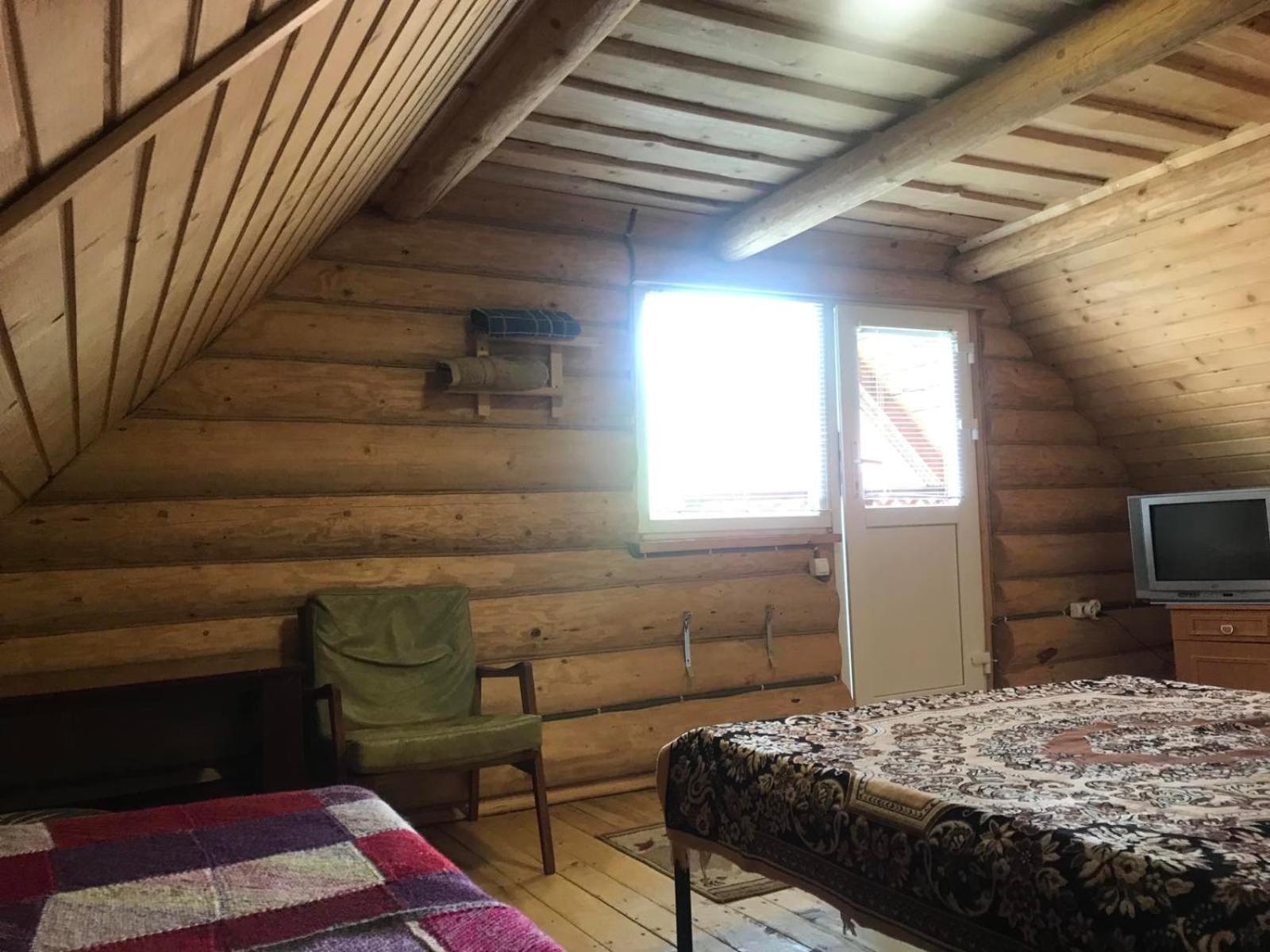 Hotel У Олега Verkhne-Studenyy Zewnętrze zdjęcie