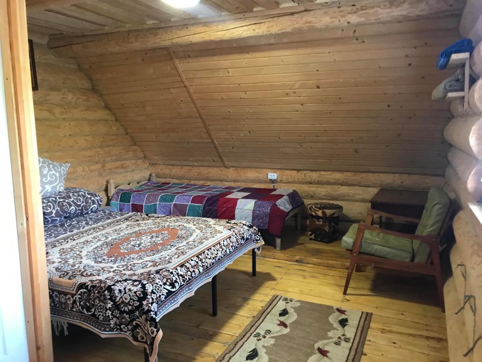 Hotel У Олега Verkhne-Studenyy Zewnętrze zdjęcie