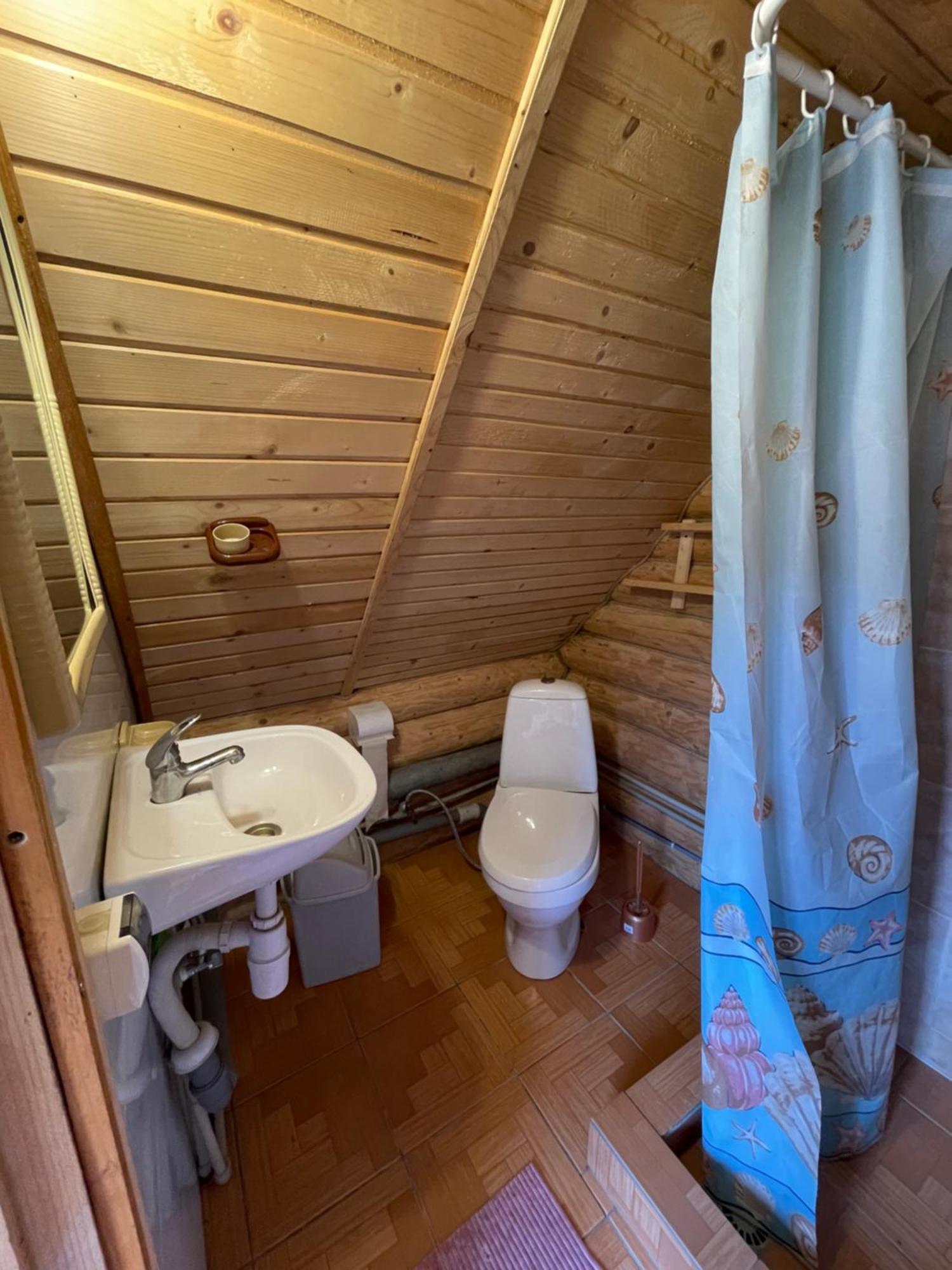 Hotel У Олега Verkhne-Studenyy Zewnętrze zdjęcie