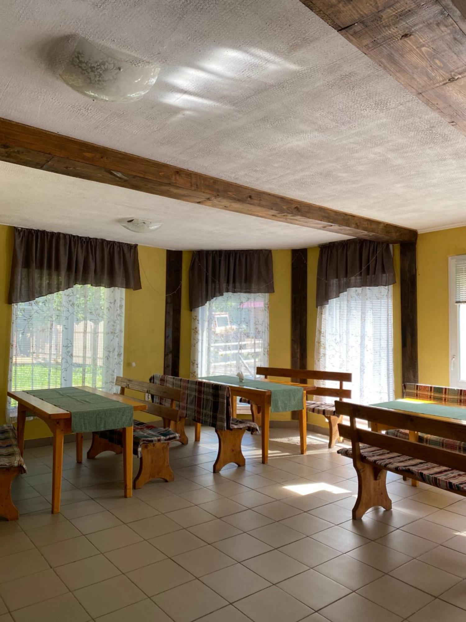 Hotel У Олега Verkhne-Studenyy Zewnętrze zdjęcie